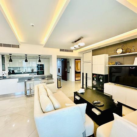 Saxophone Suites Muharraq Exterior foto