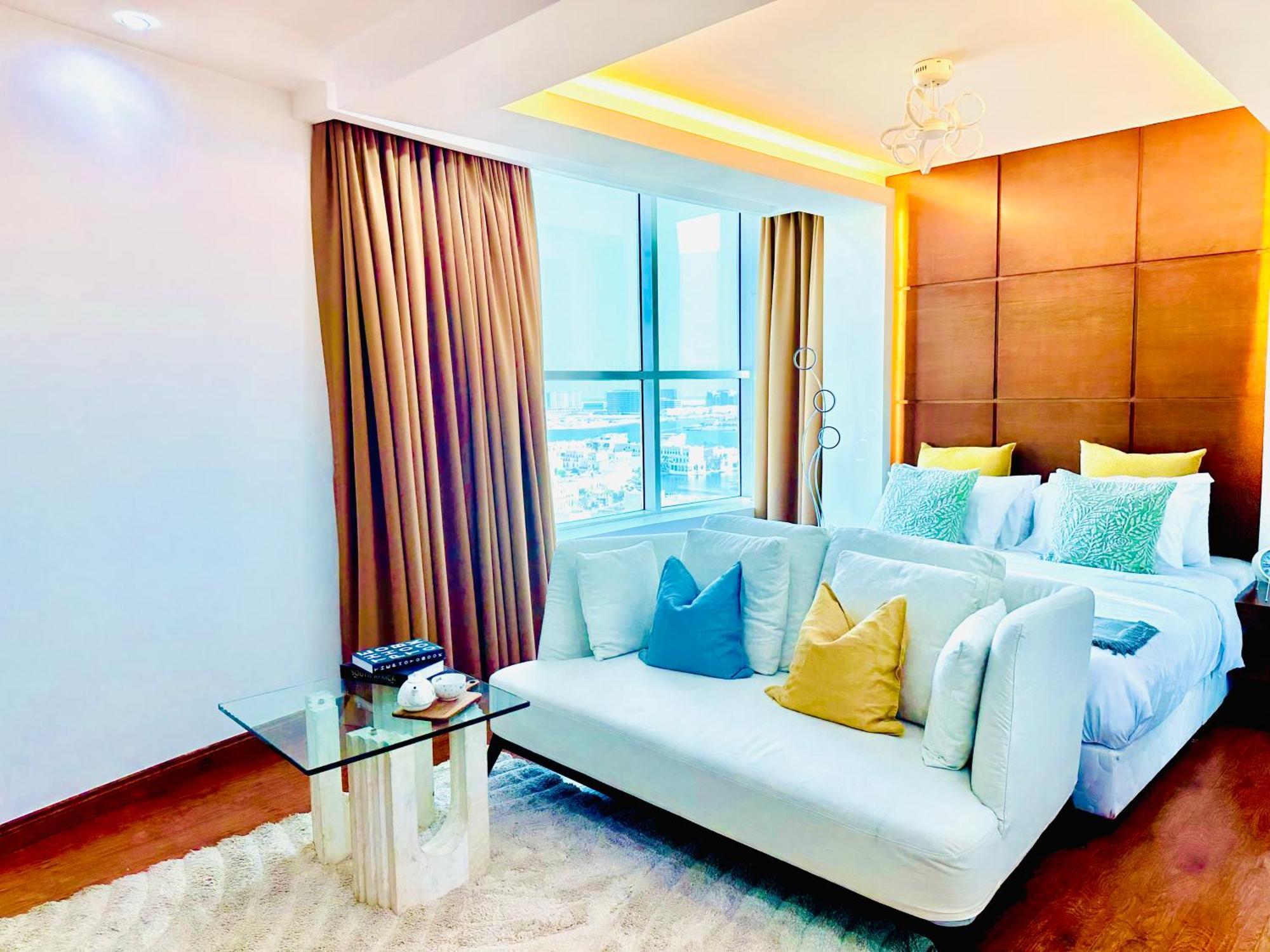 Saxophone Suites Muharraq Exterior foto