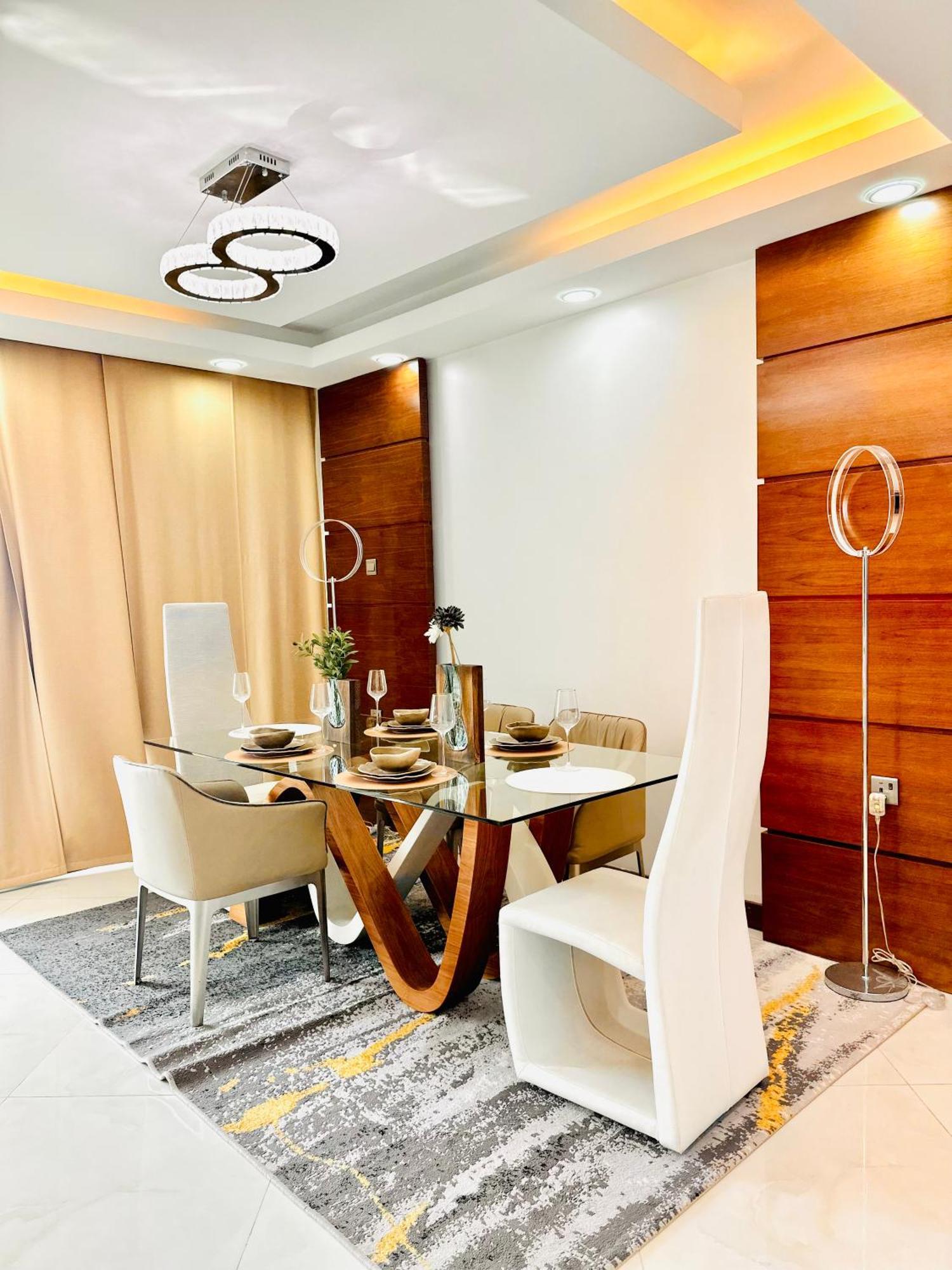 Saxophone Suites Muharraq Exterior foto