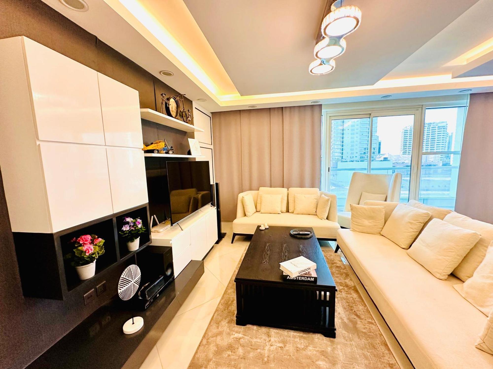 Saxophone Suites Muharraq Exterior foto